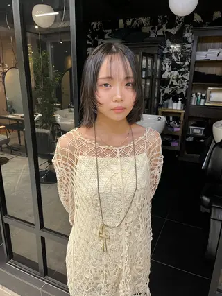 ミディアム 外国人風レイヤー 髪質改善Yukiのヘアスタイル