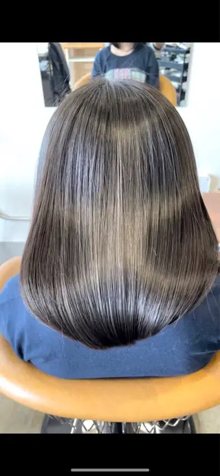 ミディアム 小野 和摩のヘアスタイル