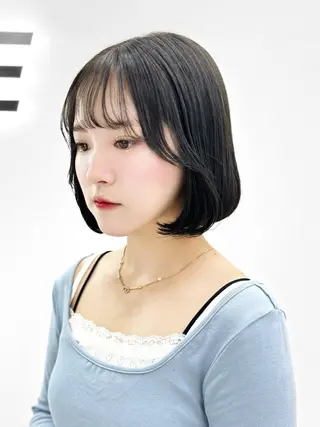 ミディアム カラー ヘアアレンジ 縮毛矯正🤍 盛れるボブ/ひかりのヘアスタイル