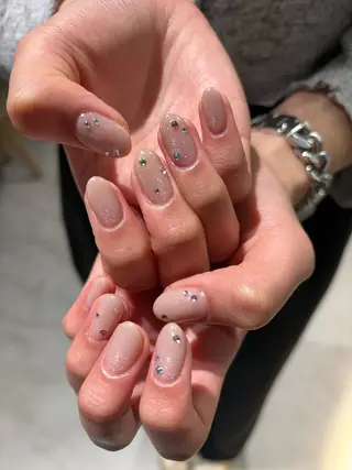 ネイル Miura.H 🦋🫧のネイルデザイン