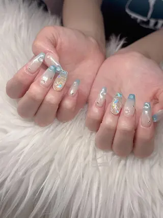 ネイル Lee Nailsのネイルデザイン