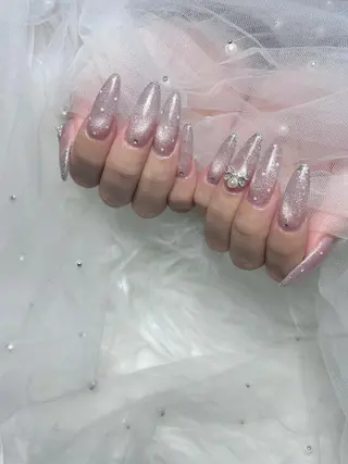 ネイル PEEKABOO 旧:momo京橋のネイルデザイン