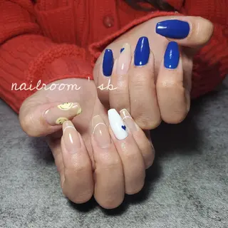ネイル nailroom sb𓈒𓂂𓏸のネイルデザイン