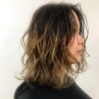 ミディアム カラー HBLディプロマ所有 AZUSAのヘアスタイル
