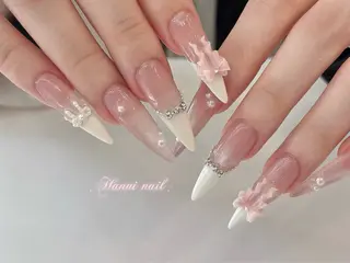 ネイル Hanni ハンのネイルデザイン