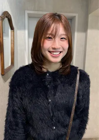 ミディアム 透明感モテスタイル 💞SHIORI💞のヘアスタイル