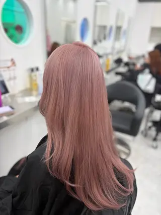 ロング 艶髪ハイトーンカラー 渋谷🎀ririkaのヘアスタイル