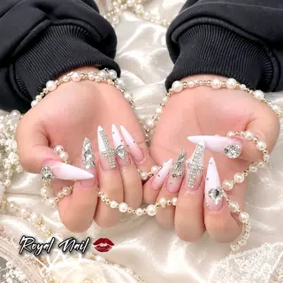 ネイル RINA Nail_Royalのネイルデザイン
