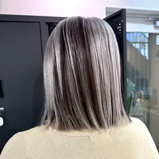 ミディアム カラー レン🎨ハイトーン× エクステ🎨渋谷のヘアスタイル