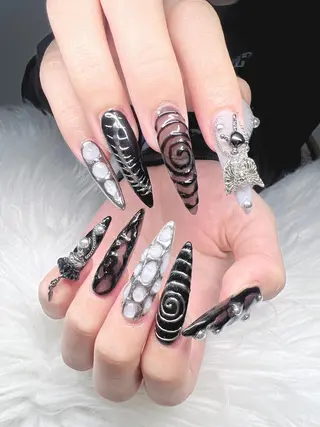 ネイル Lee Nailsのネイルデザイン