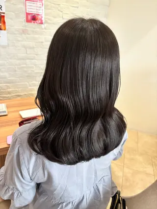 ミディアム 木下 七海のヘアスタイル