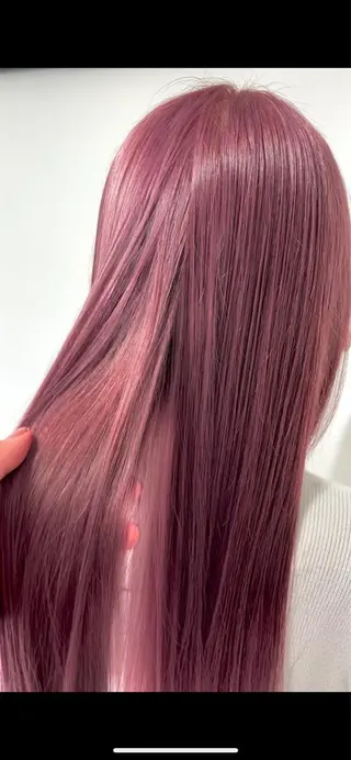ミディアム 岡田 陸のヘアスタイル