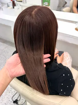ミディアム LOMARLIE / yunaのヘアスタイル