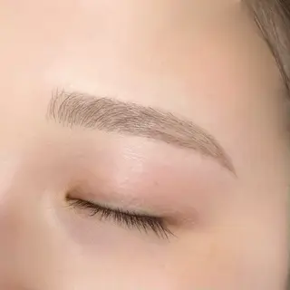 アイブロウ トレンド眉✨ meiの眉毛・アイブロウイメージ