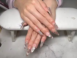 ネイル Chiara 長さだしのネイルデザイン