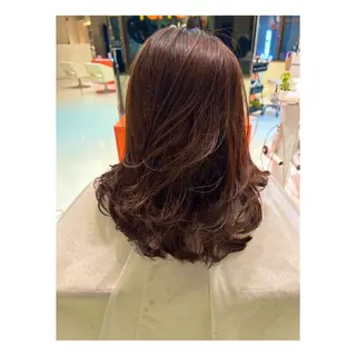 ロング 前さこ 結衣のヘアスタイル