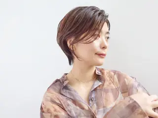 カラー 松田 璃妃のヘアスタイル