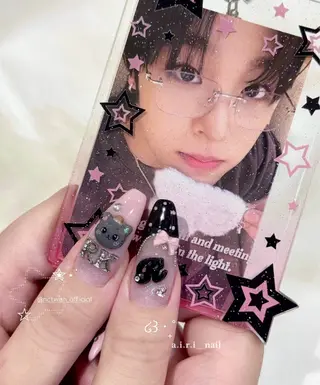 ネイル 𝗮𝗶𝗿𝗶 🌙のネイルデザイン