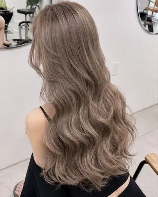 ロング カラー 小田 晃瑛のヘアスタイル