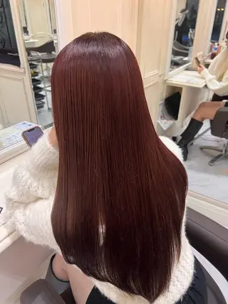 ロング カラー 浅見 友梨香のヘアスタイル