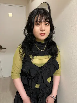 セミロング カラー パーマ nishi fuyumiのヘアスタイル