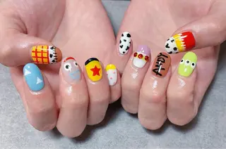 ネイル 💫ゆか_ Nailartistのネイルデザイン
