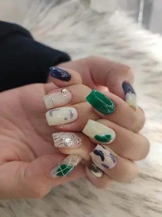 ネイル RUNWAY のネイルデザイン