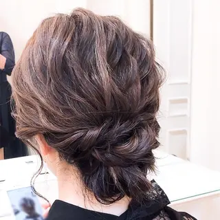 ミディアム ヘアアレンジ 岩崎 朋美のマツエク・マツパデザイン