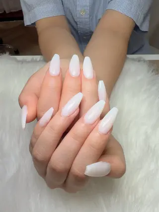 ネイル 小澤 梨奈のネイルデザイン