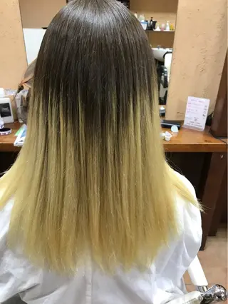 ロング スギモト ヤスゾウのヘアスタイル