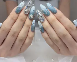 ネイル KIRA Nailsのネイルデザイン