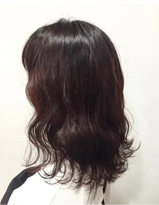 セミロング カラー 脱白髪染め美容師 竹内涼乃のヘアスタイル