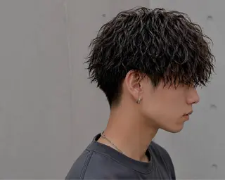 パーマ メンズ メンズカラー／心斎橋 吉本大地のヘアスタイル
