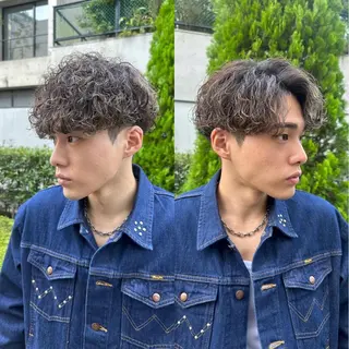 ショート カラー パーマ ヘアアレンジ メンズ 亀井隆汰/メンズ専門 パーマ/フェード可のヘアスタイル