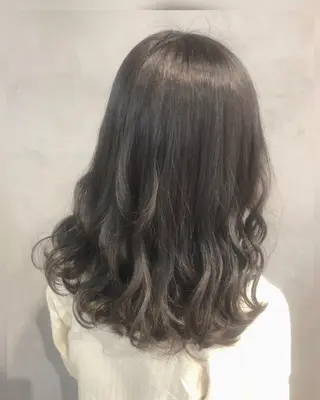 セミロング カラー ヘアアレンジ TOKI /透明感/原宿のヘアスタイル