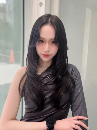 カラー 夏の透明感🤍トレ ンドレイヤー🤍銀座のヘアスタイル
