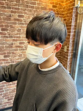 ショート カラー パーマ ヘアアレンジ メンズ キッズ ネイル マツエク・マツパ アイブロウ 久木原 ゆりのヘアスタイル
