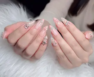ネイル Lenie Nail Okuboのネイルデザイン
