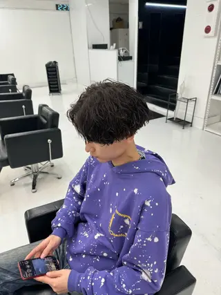 ミディアム パーマ メンズ 柏メンズカットパーマ NO.1タイチのヘアスタイル