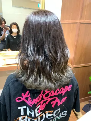 ミディアム ハイトーン得意😍 Lumiereのヘアスタイル