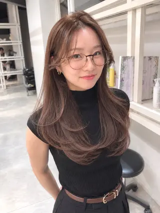 ロング 恵比寿結べるレイヤー 地毛風カラー大場のヘアスタイル