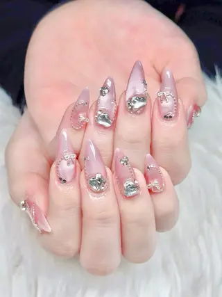 ネイル AKIKO ネイルサロンのネイルデザイン