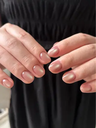 ネイル Manon Tomiのネイルデザイン