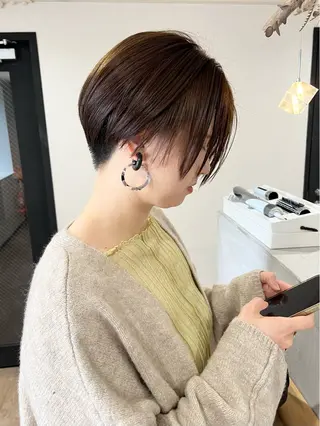 ショート カラー 🌱小顔魅せショート 髪質改善カラー/泉綺のヘアスタイル