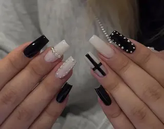 ネイル エリ🫧 nail池袋東口のネイルデザイン