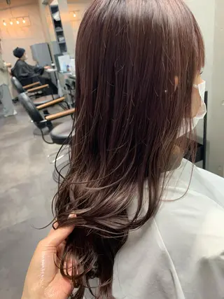 ロング megu 髪質改善TaLeのヘアスタイル