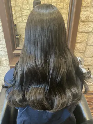 ロング カラー ブリーチカラー⸜♡⸝ クルミ🐍のヘアスタイル