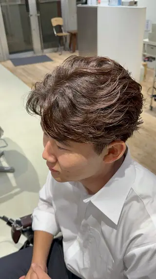 カラー パーマ メンズ fifth原宿 宮部蓮のヘアスタイル