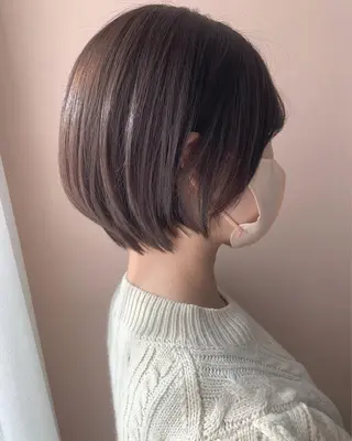 ショート カラー hubhair レイヤー/透明感のヘアスタイル