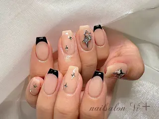 ネイル ✨Nailsalon Vi+✨のネイルデザイン